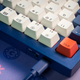 A photo of the top of the Q1 with emphasis on the switch